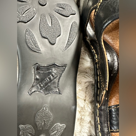 Born Black Toe Loop Sandals Sz10 - Picture 5 of 6